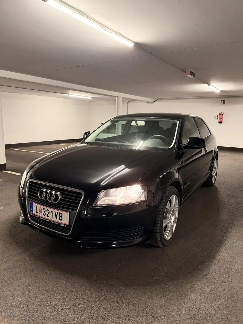 Audi A3 Ambiente 1,9 TDI DPF S-tronic Schwarz - 2