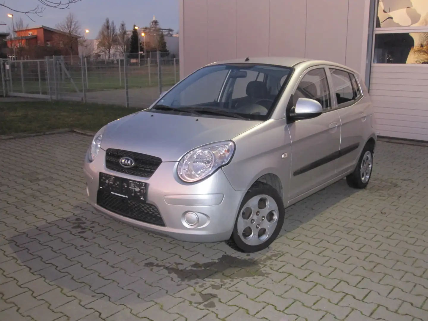 Kia Picanto Picanto 1.1 Spirit /Klima / E-Fenster Silber - 1