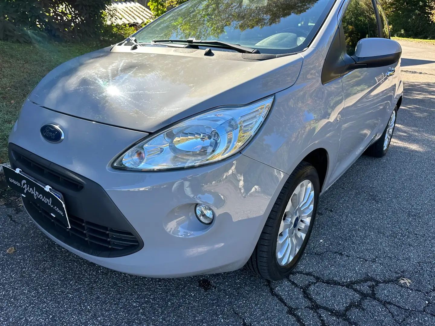 Ford Ka/Ka+ Ka 1.2 Titanium + c/esp 69cv E6 46000km 1PROP Gris - 2