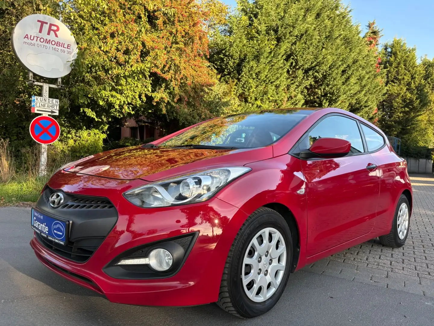 Hyundai i30 Coupe Classic Rouge - 1