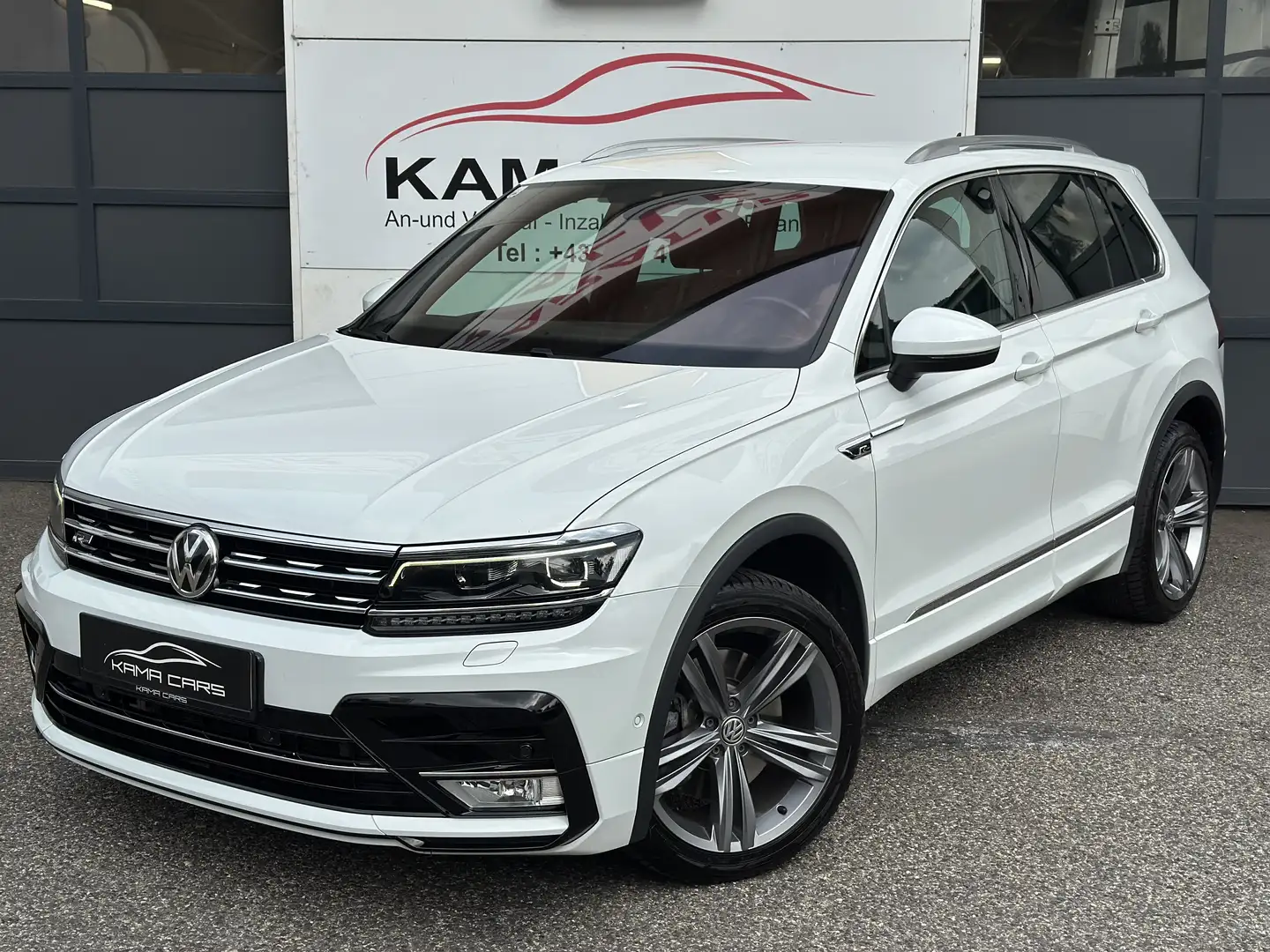 Volkswagen Tiguan 2,0 TDI SCR 4Motion R-LINE DSG - 1
