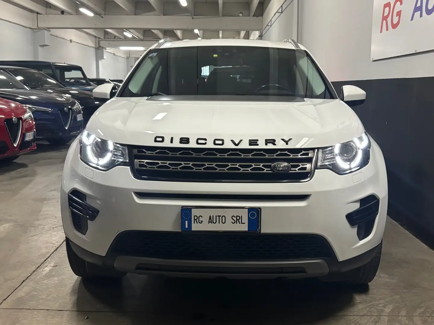 Land Rover Discovery Sport Discovery Sport I 2015 2.0 td4 Pure awd 150cv auto Blanc - 2