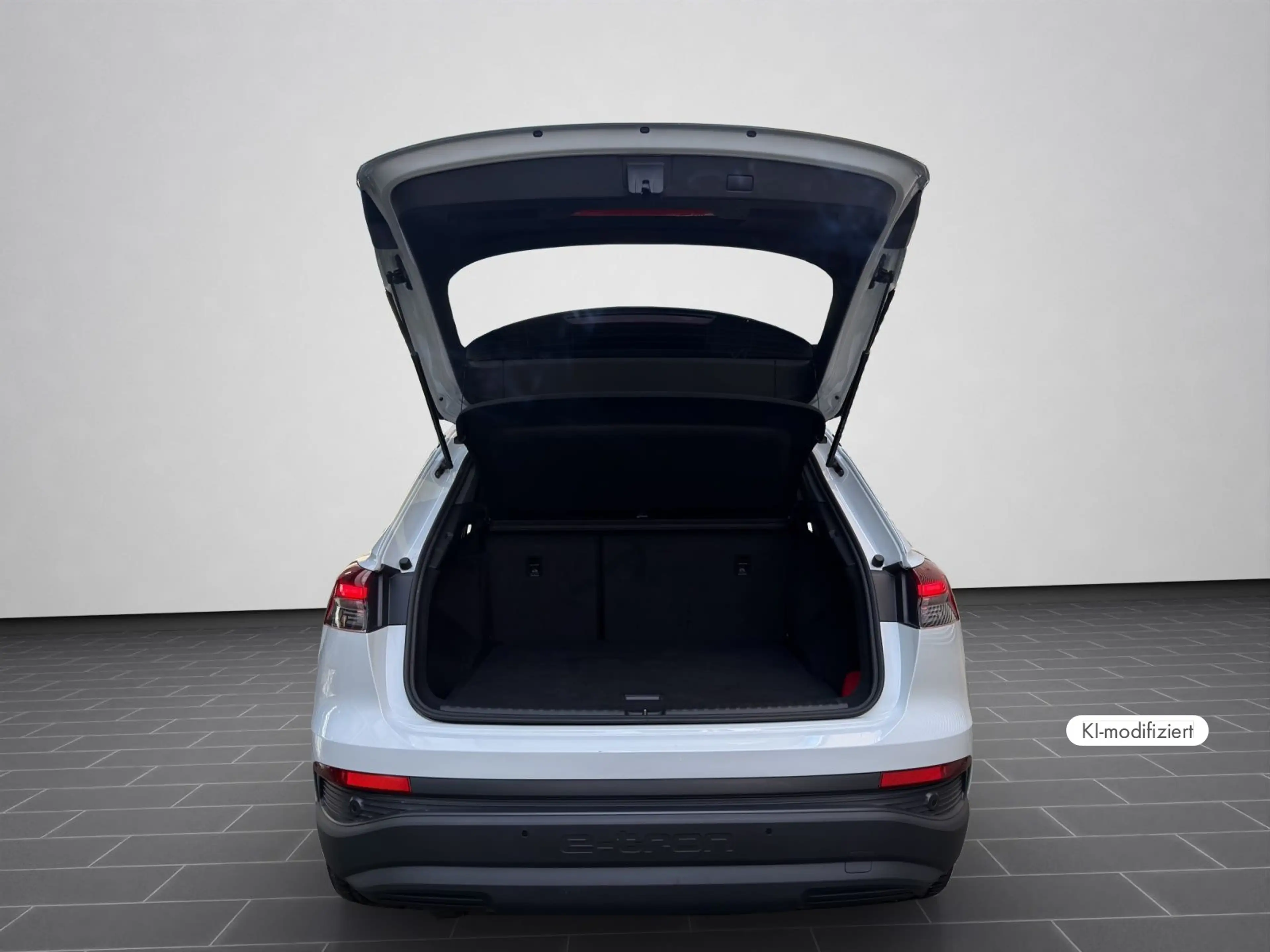 Audi Q4 e-tron 40 e-tron Navi Plus 150 kW — photo 15