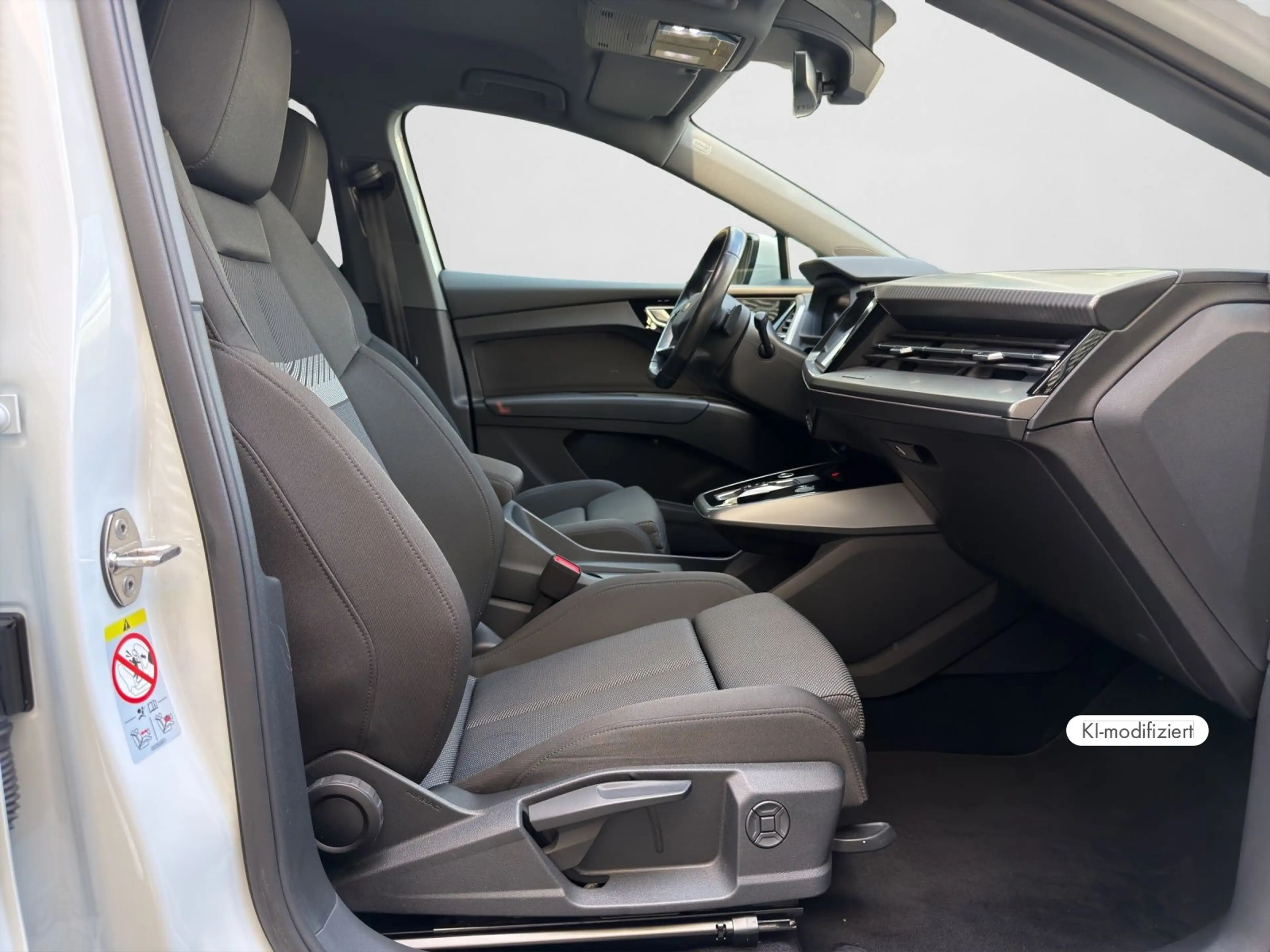 Audi Q4 e-tron 40 e-tron Navi Plus 150 kW — photo 4