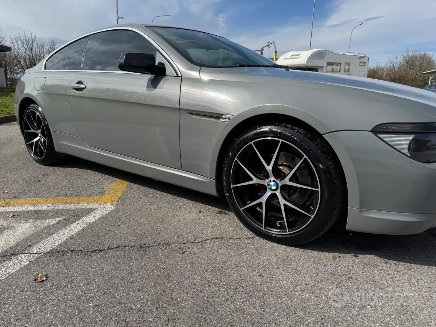 BMW 630 630Ci Coupe Grau - 1