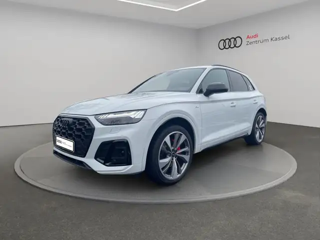 Audi Q5 view 2