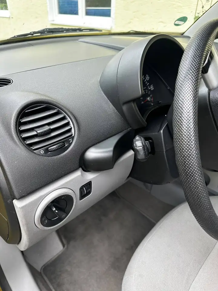 Volkswagen New Beetle 2.0, foto 10