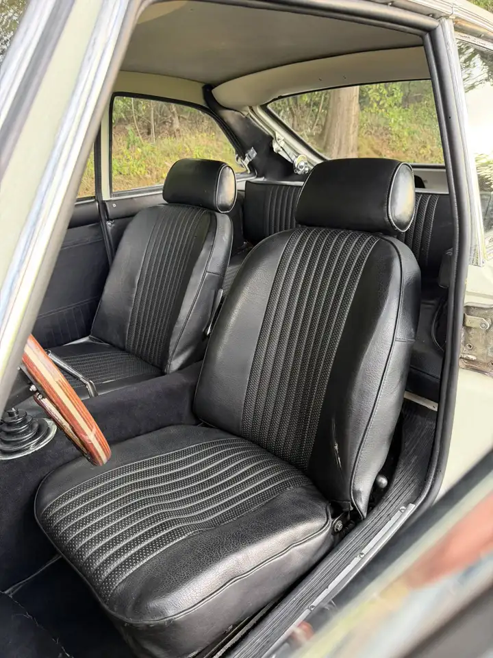 MG B type 1.8 GT, foto 12