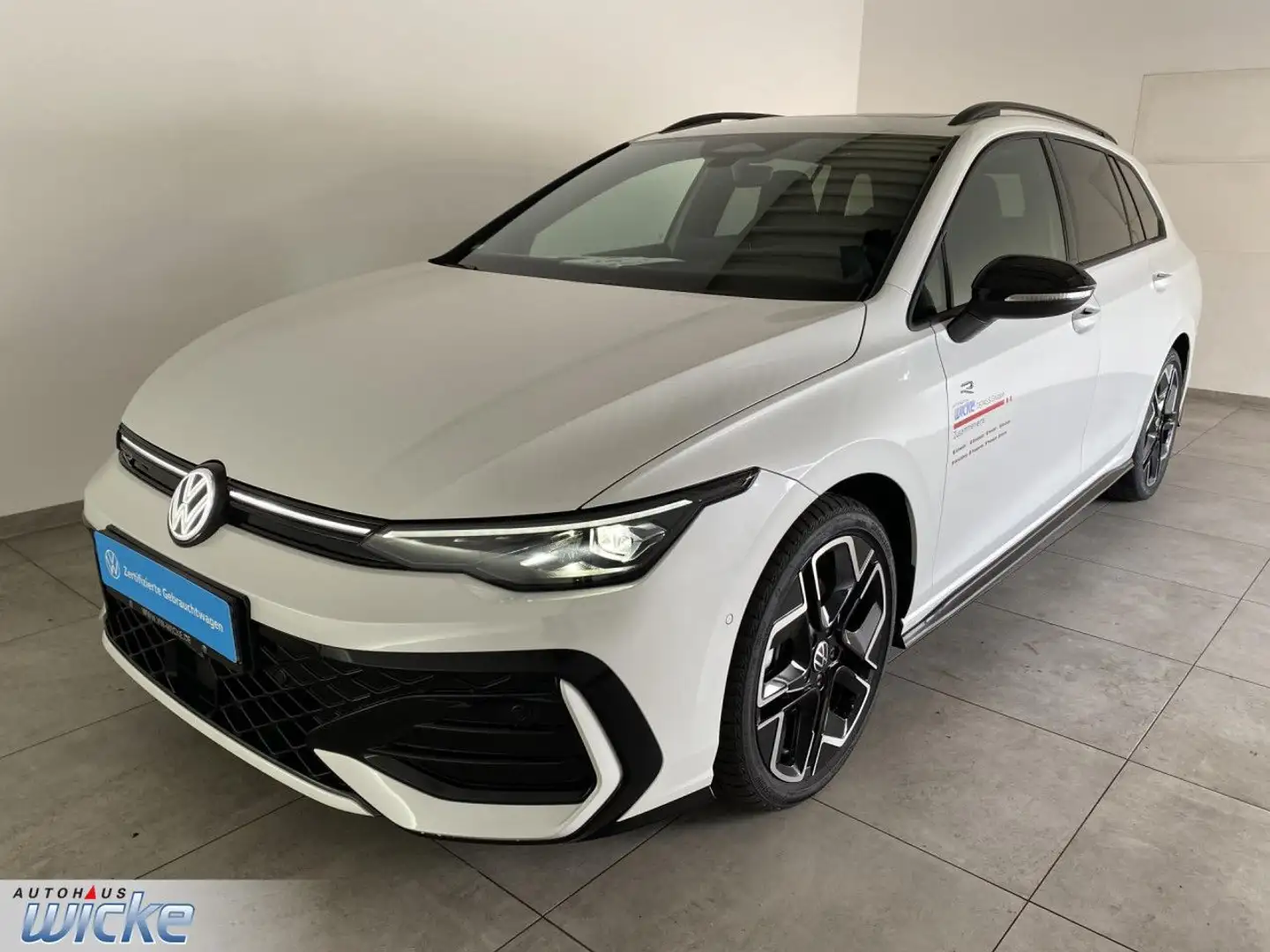 Volkswagen Golf Variant Golf VIII Variant 1.5 eTSI DSG R-Line NAVI KLIMA P Weiß - 2