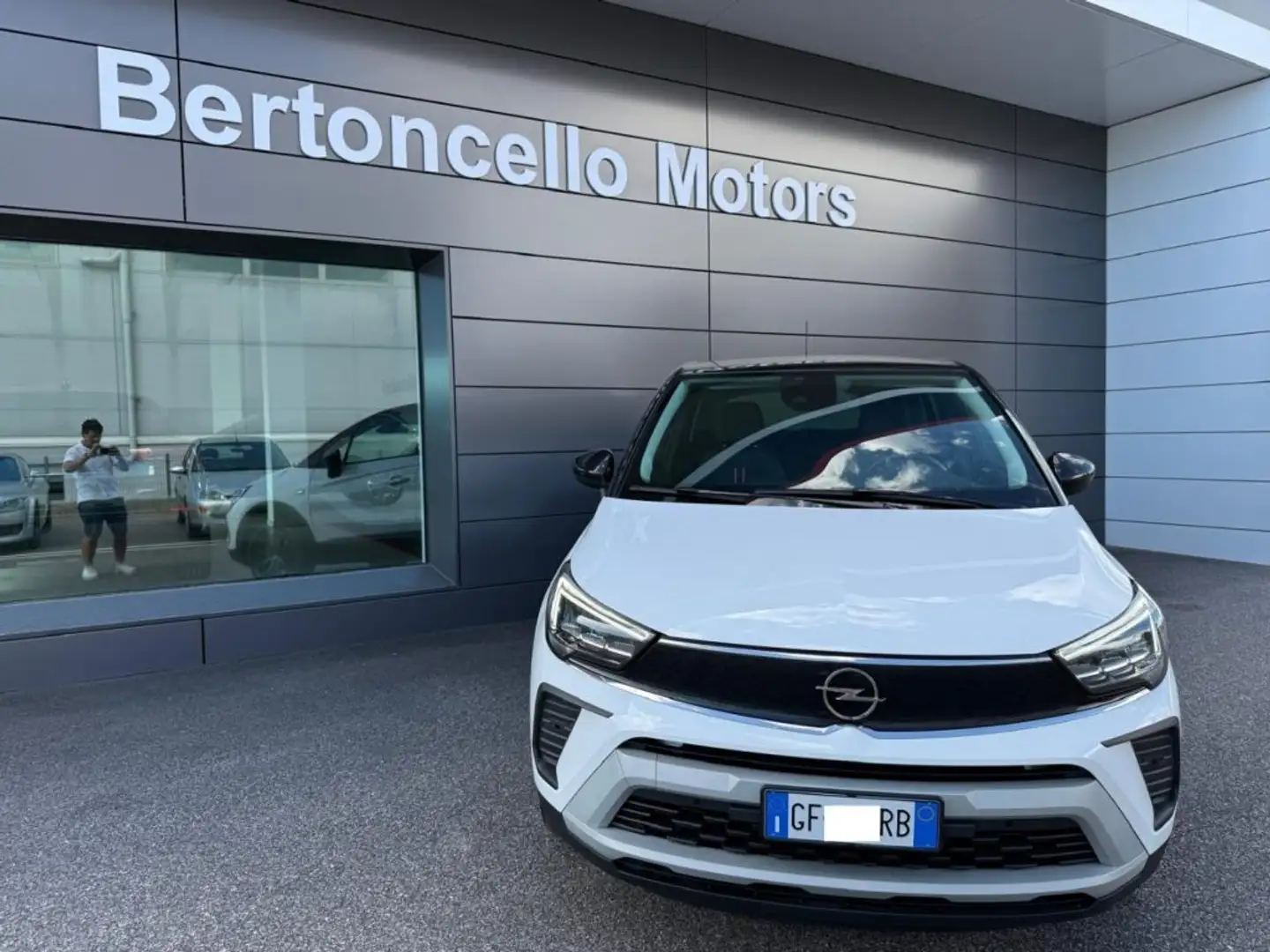 Opel Crossland 1.2 Turbo 12V 110CV GS LINE LED-TELECAMERA-BLACK Bianco - 2