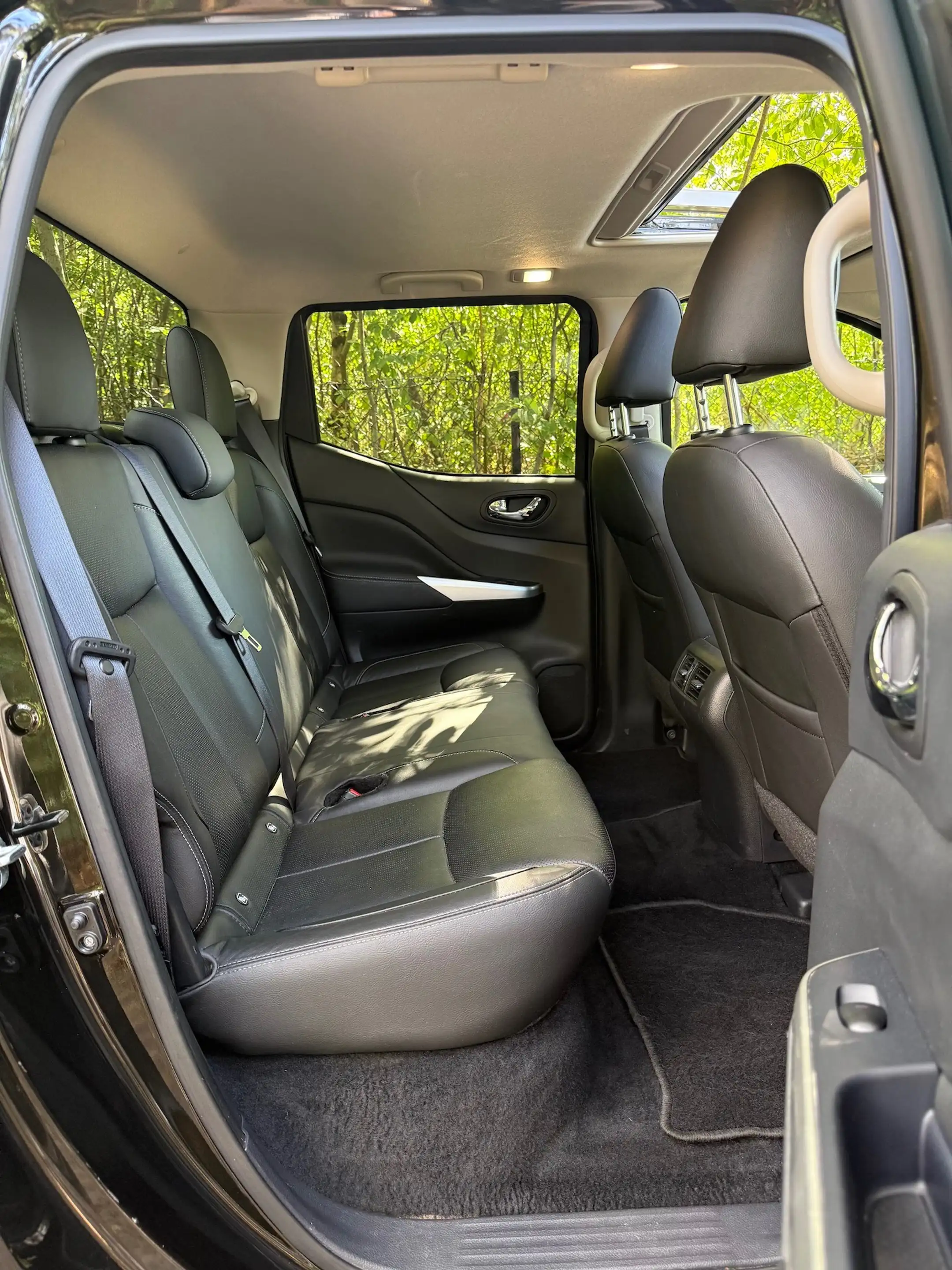 Nissan Navara 2.3 dCi 4WD Tekna, Full option, INCL BTW + keuring — photo 13