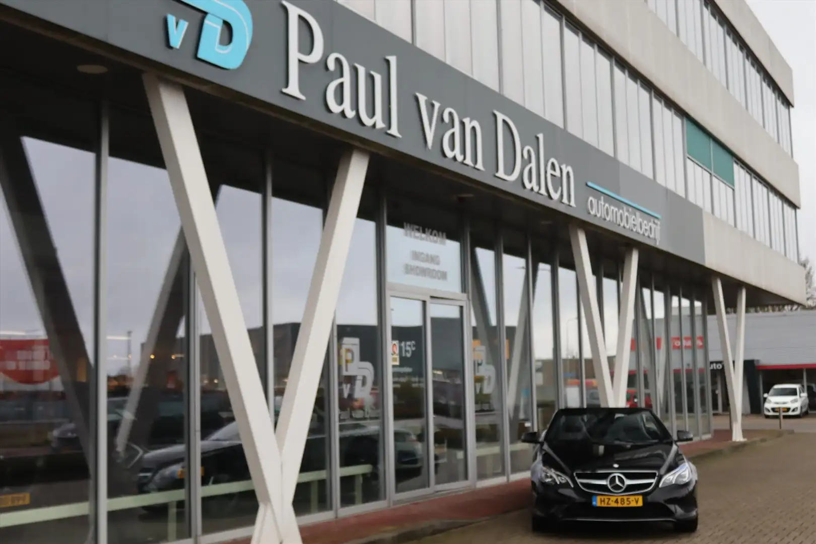 Mercedes-Benz E 200 Cabrio E200 184PK AUTOMAAT EDITION SPORT Navi | Le Zwart - 2