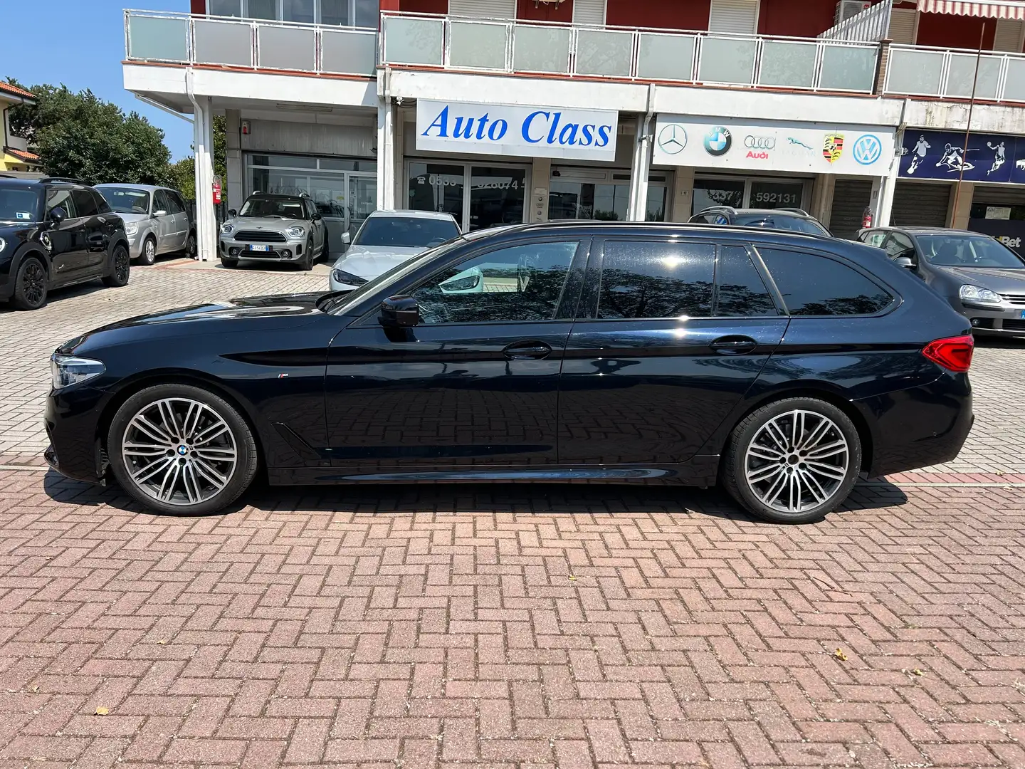 BMW 520 Serie5Touring520d Touring mhev48VxdriveMsport auto Noir - 2