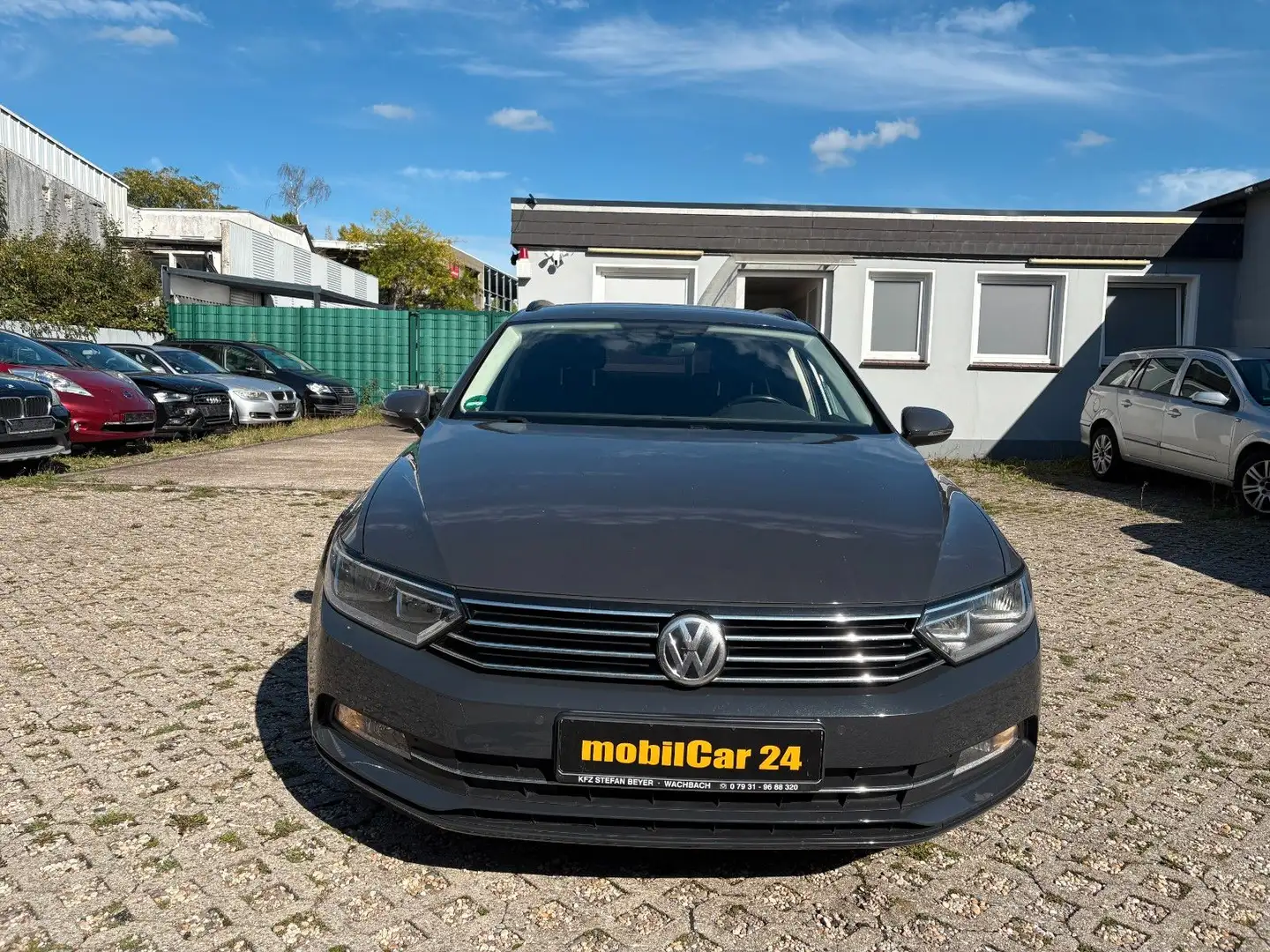 Volkswagen Passat Variant 1.6 TDI DSG COMFORT BMT DISTRONIC Grau - 1