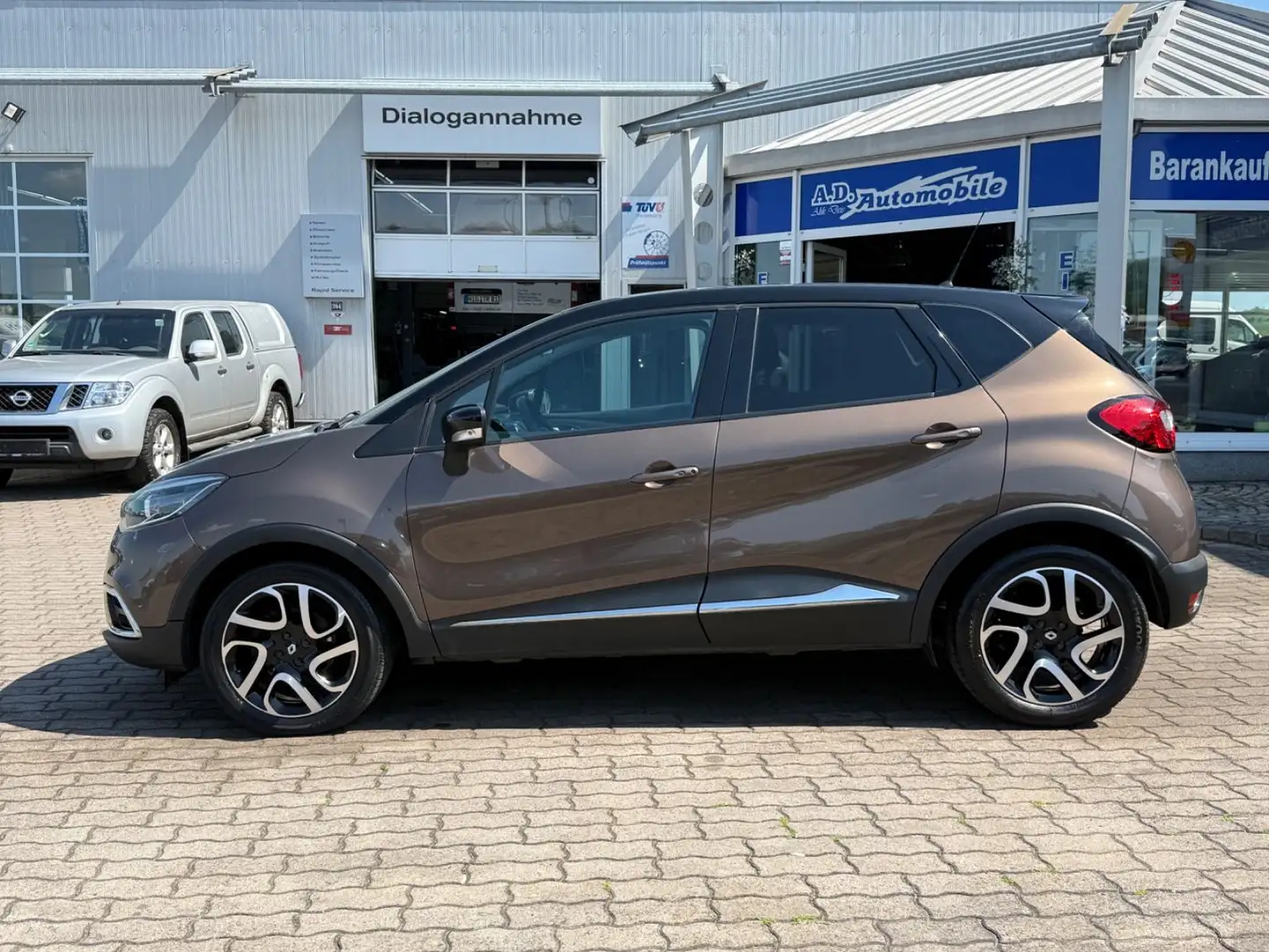 Renault Captur Luxe Navi Noir - 2