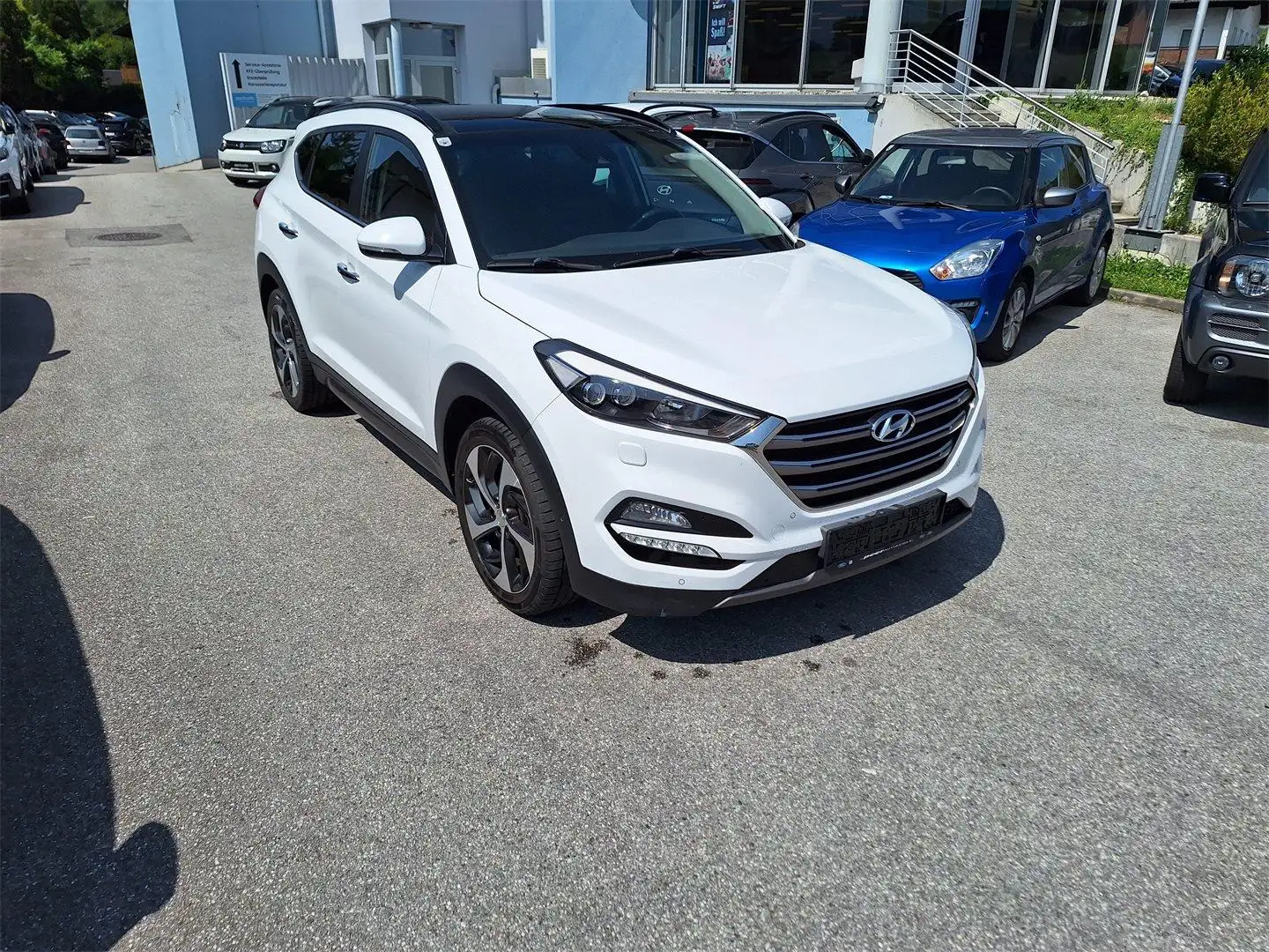 Hyundai TUCSON Tucson 2,0 CRDI 4WD Platin Wit - 2