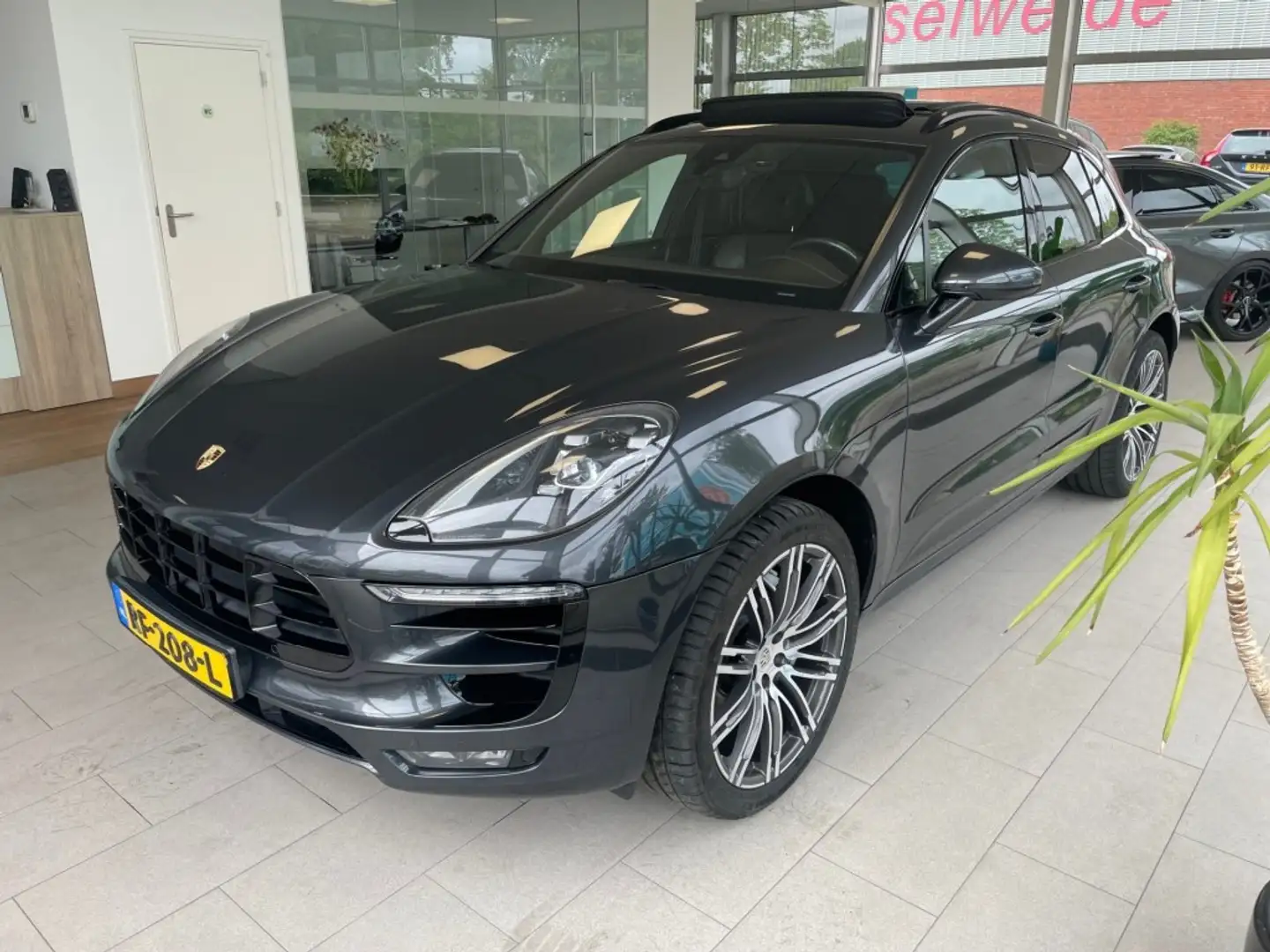 Porsche Macan Macan S. 3.0 D ALLE OPTIES / FULL OPTION Gris - 1