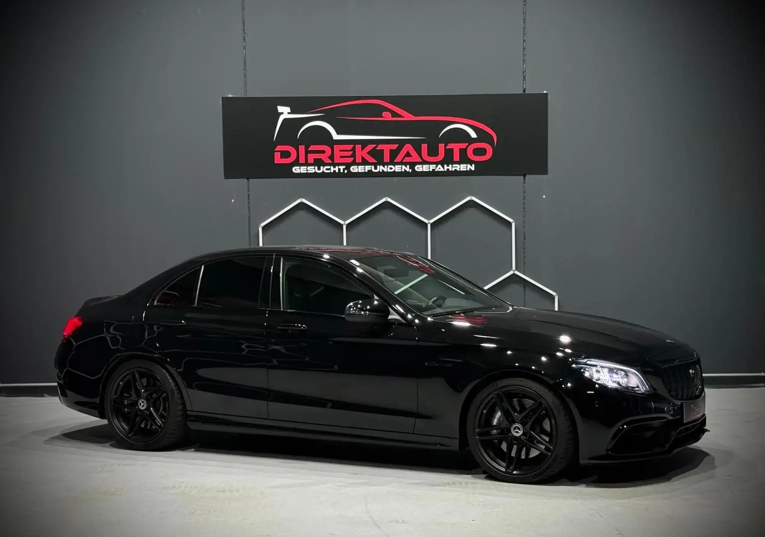Mercedes-Benz C 63 AMG C 63 AMG Schwarz - 1
