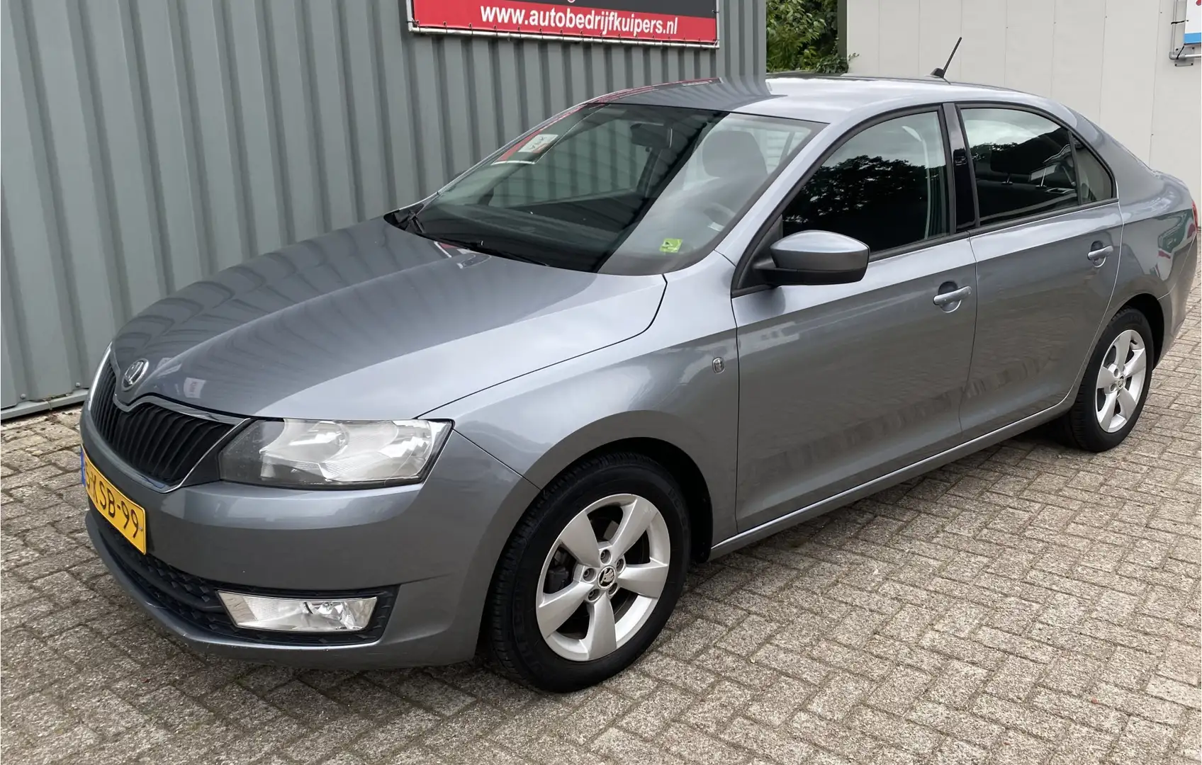 Skoda Rapid/Spaceback 1.2 TSI Greentech Ambition Businessline Plus Airco Grijs - 2
