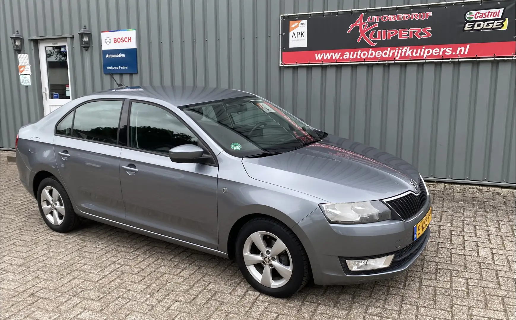 Skoda Rapid/Spaceback 1.2 TSI Greentech Ambition Businessline Plus Airco Grijs - 1
