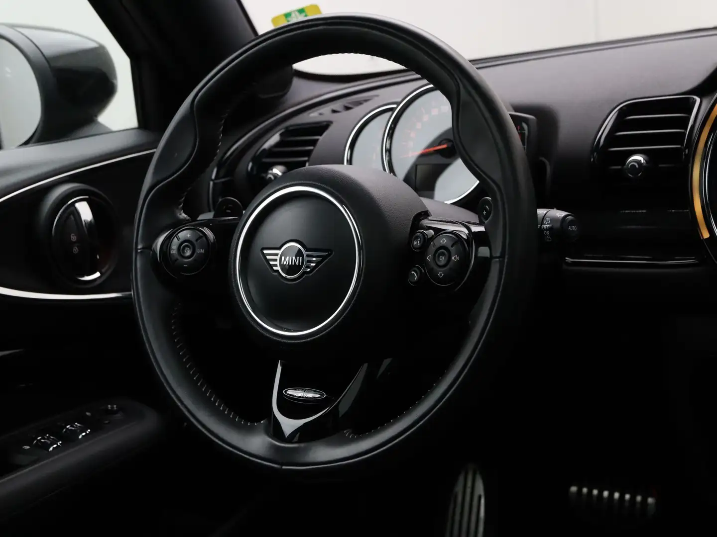 MINI John Cooper Works Clubman S Cooper Uitvoering Aut. Grijs - 2