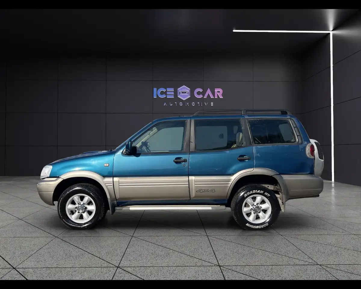 Nissan Terrano II 2.7 Tdi 3 porte Sport Safari, foto 8