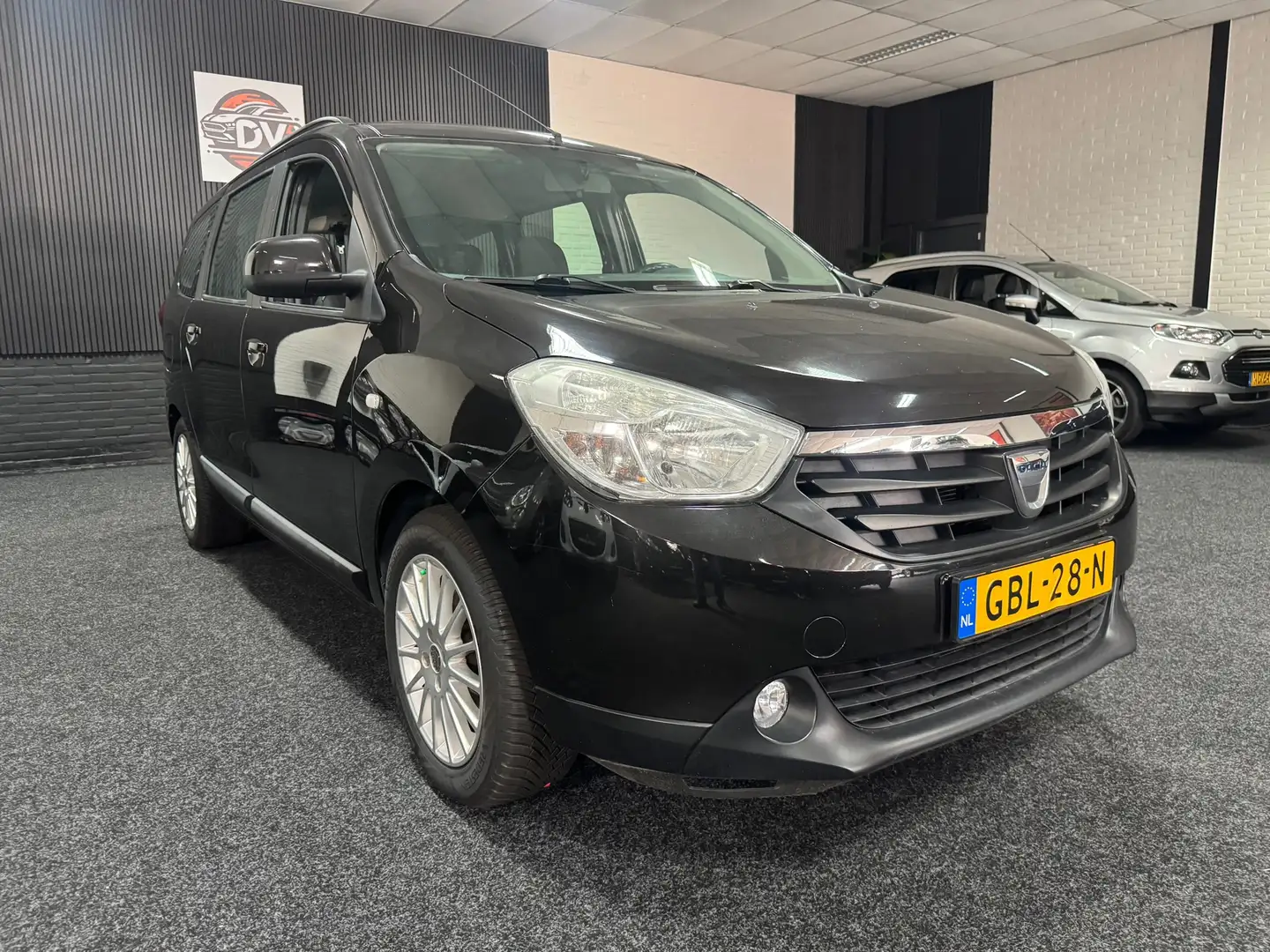 Dacia Lodgy 1.2 TCe Prestige 7p. NAV, CRUISE, 7 ZITS, TREKHAAK Zwart - 2