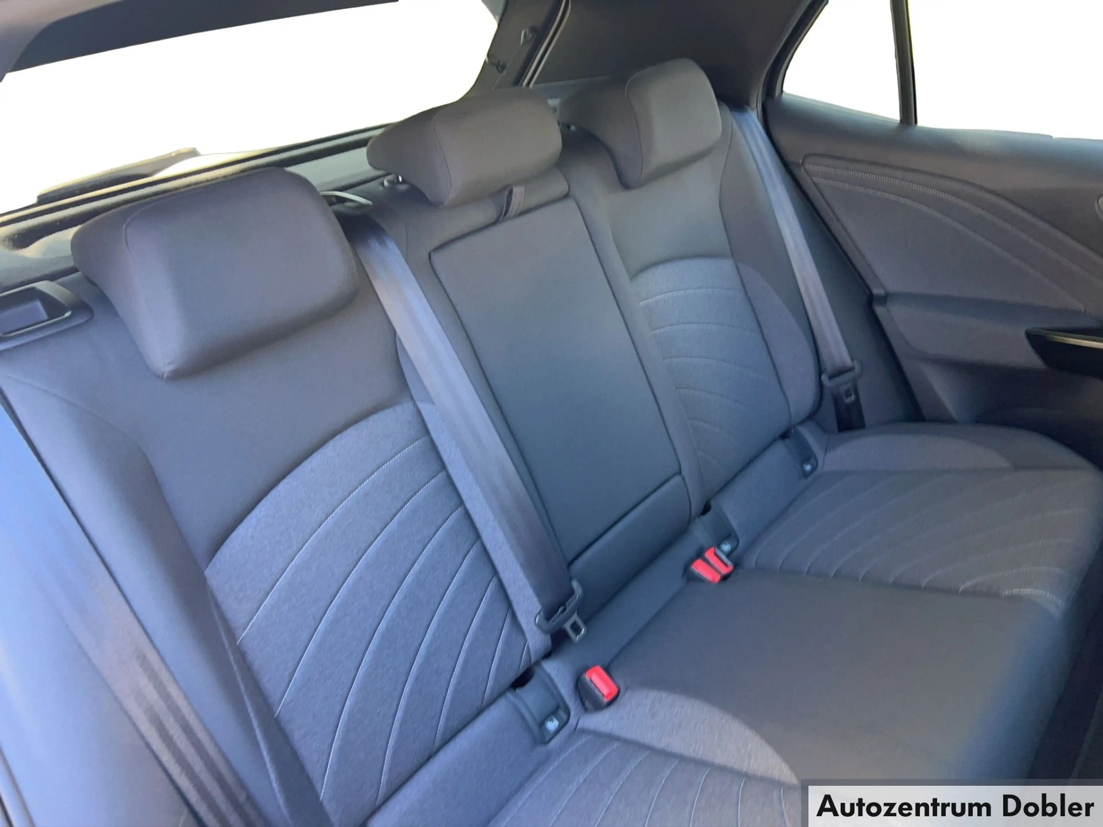 Volkswagen ID.3 Pro 150 kW ACC AHK PDC Matrix Wärmepumpe LED — photo 11
