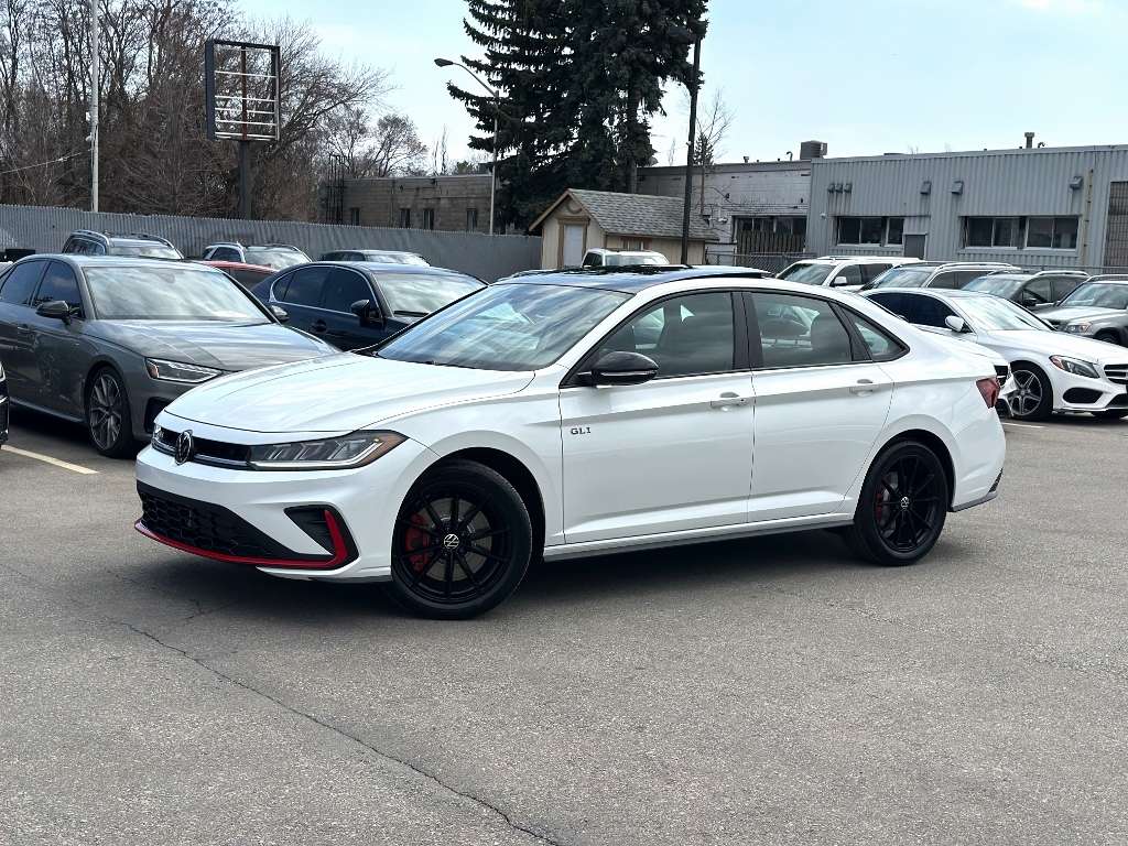 2025 Volkswagen Jetta DSG_AUTOBAHN_DRIVER ASSIST_NAV_PANO ROOF