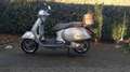 Vespa GTS 300 70° Anniversario Plateado - thumbnail 2
