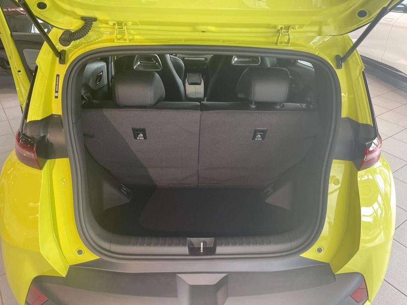 BYD Dolphin Dolphin Surf EV Comfort — photo 12