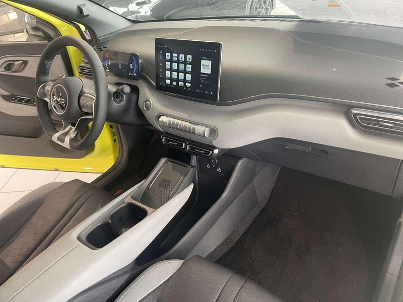 BYD Dolphin Dolphin Surf EV Comfort — photo 15