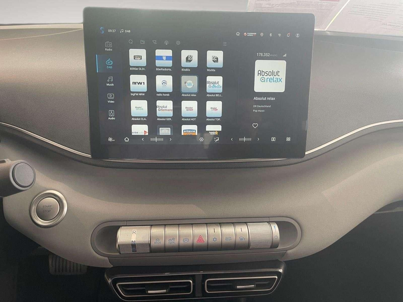 BYD Dolphin Dolphin Surf EV Comfort — photo 9