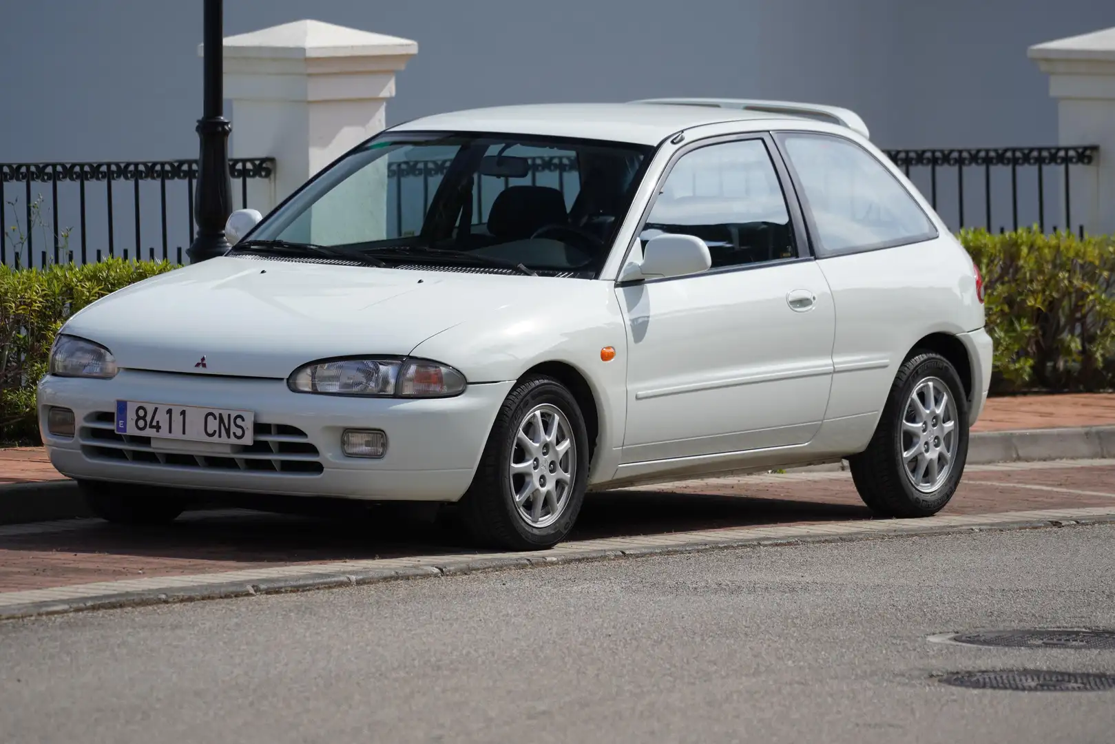 Mitsubishi Colt Colt 1800 16V GTi, Klima Weiß - 1