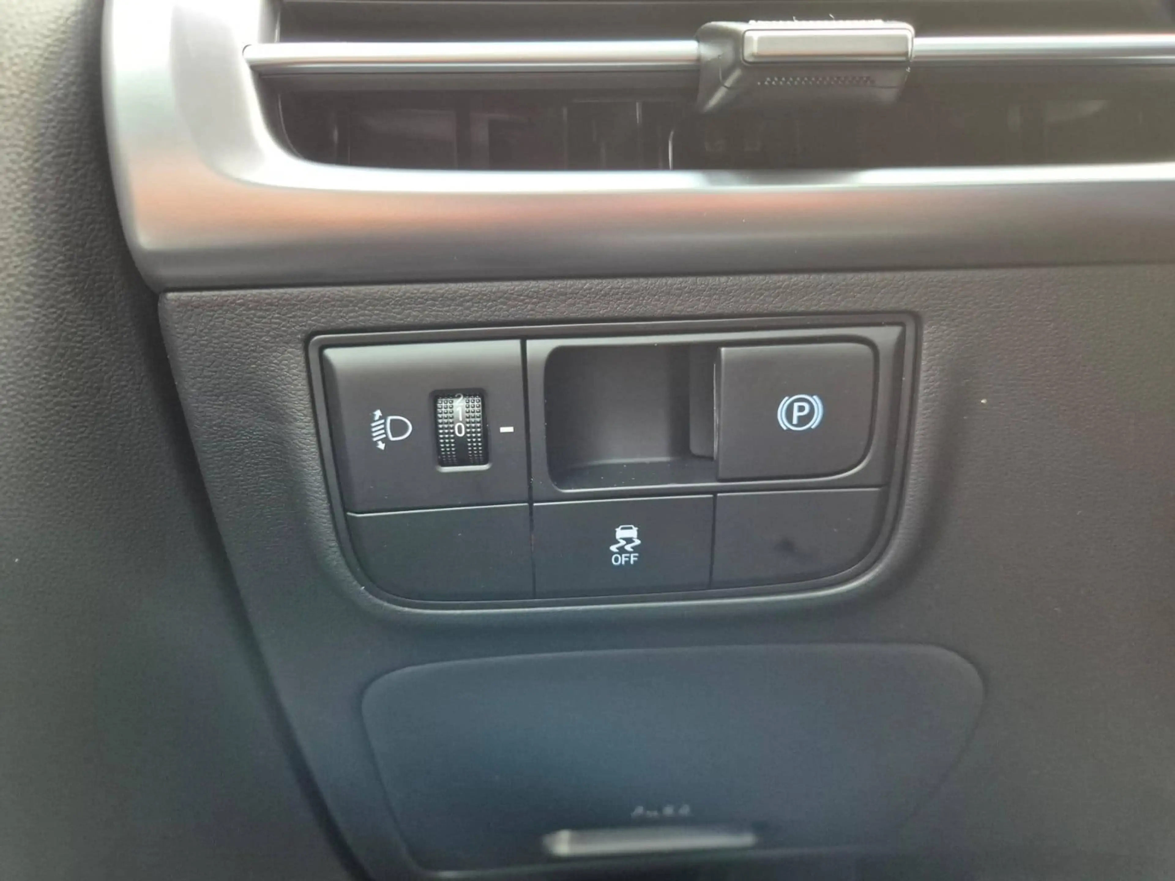 Hyundai TUCSON Trend 1.6 T-GDI 150PS Automatik TZ 2026 Teil-Le... — photo 12