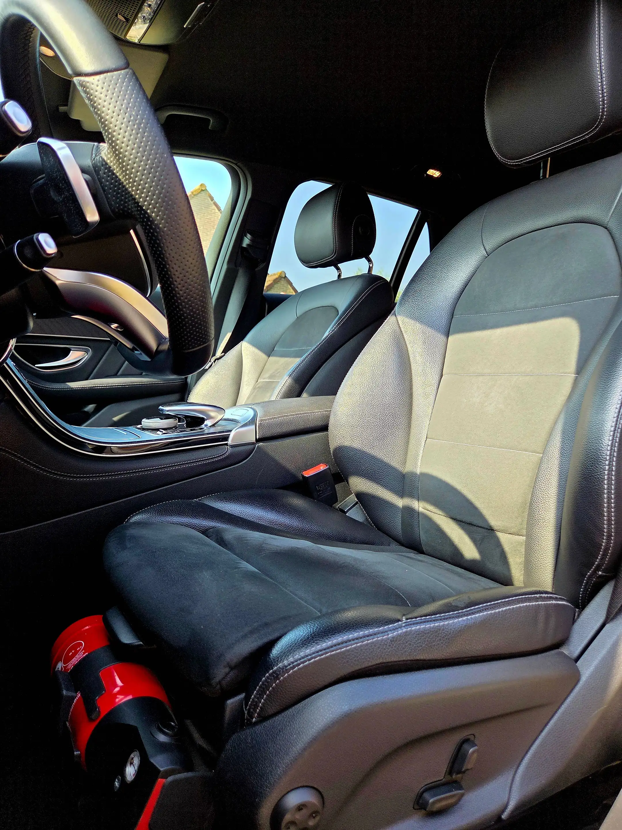 Mercedes-Benz GLC 220 d 4 Matic Off Roader ///AMG-Line — photo 13