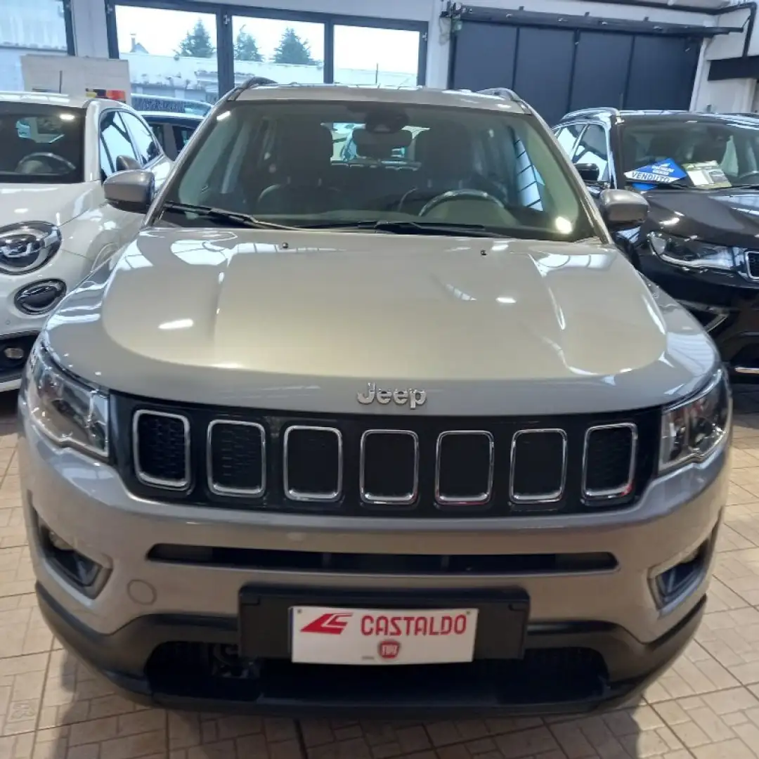 Jeep Compass 1.4 MultiAir 2WD Business Gris - 1