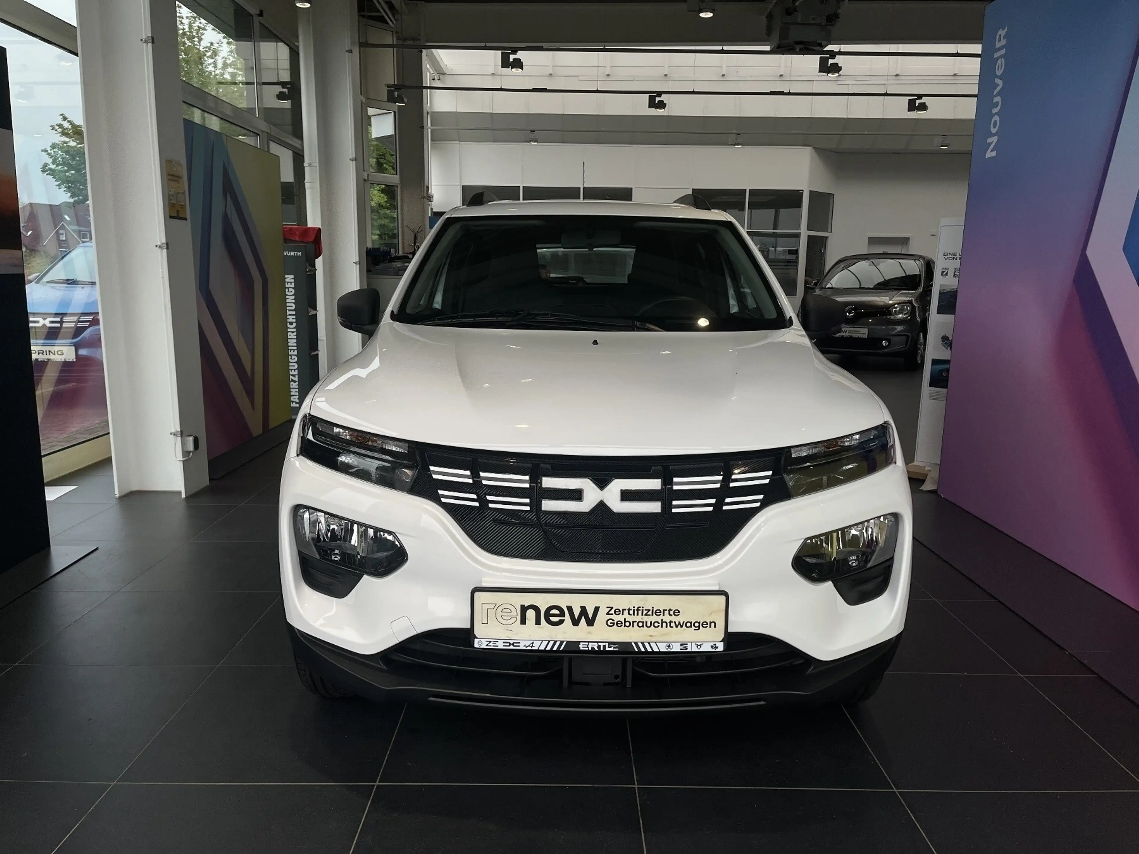 Dacia Spring Essential ELECTRIC 45 — photo 2