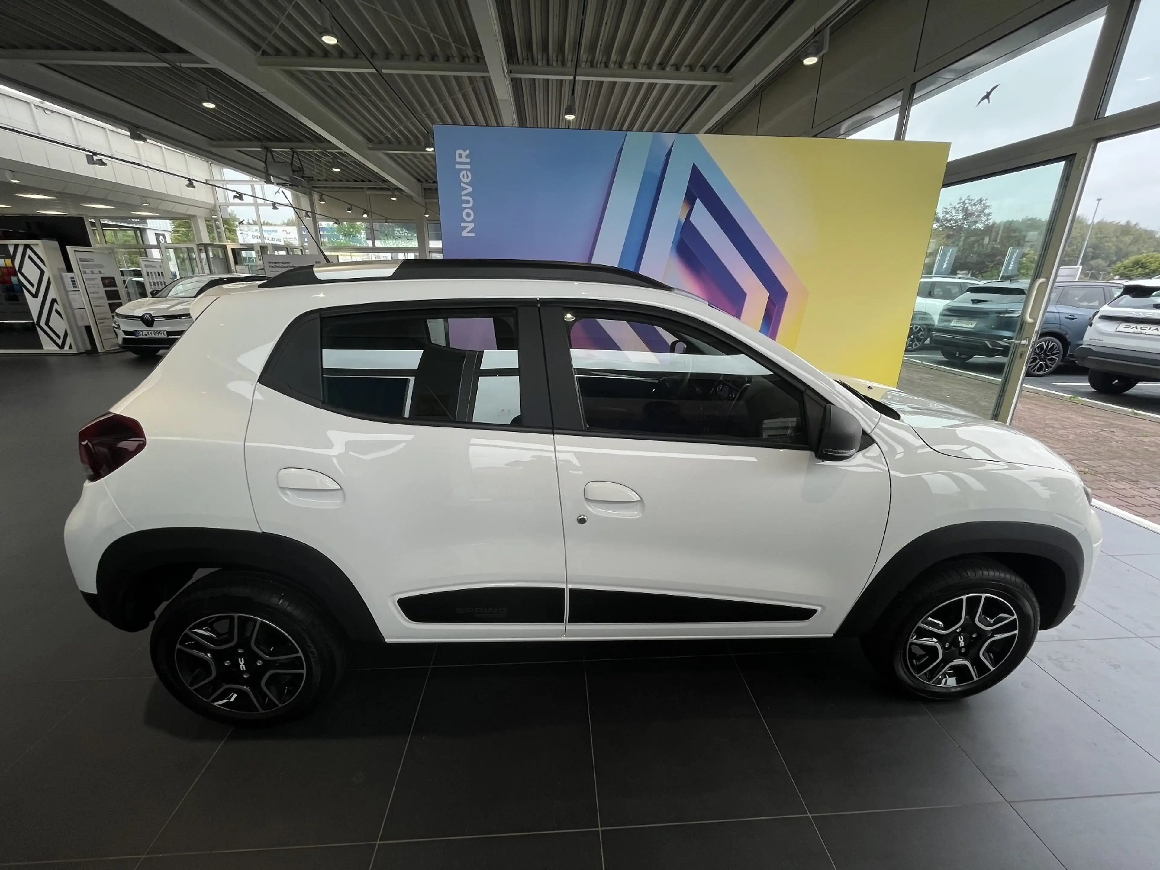 Dacia Spring Essential ELECTRIC 45 — photo 4