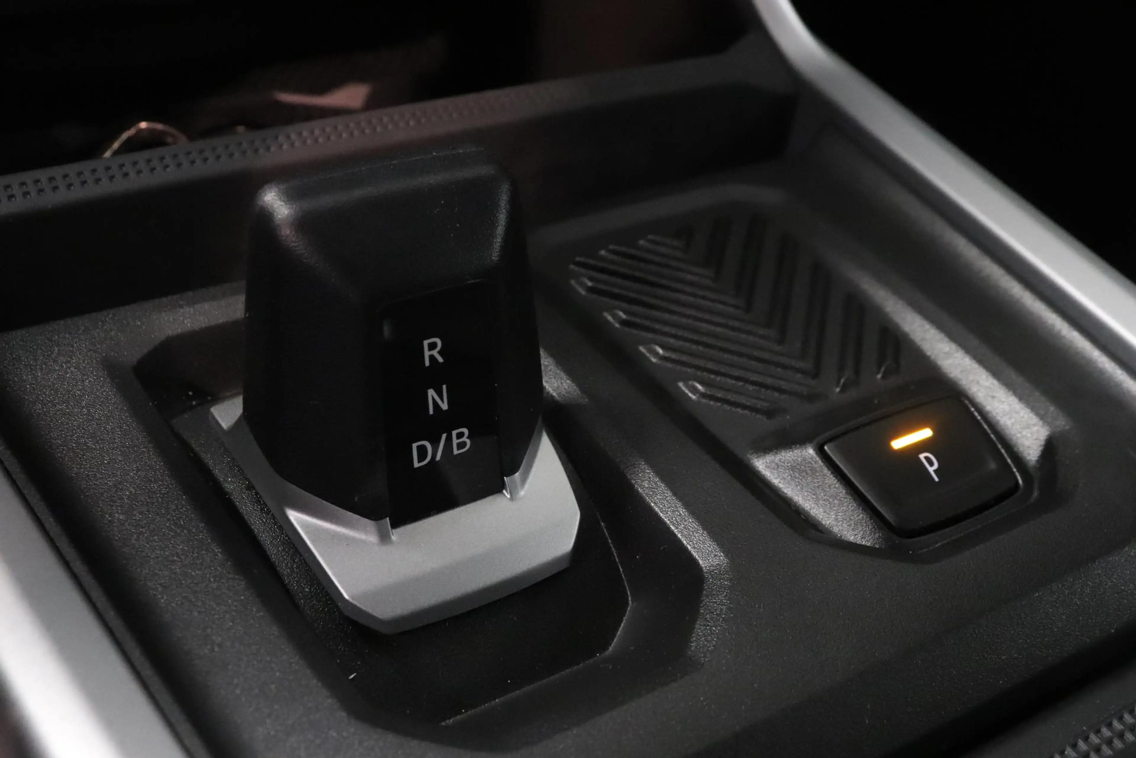 Dacia Bigster 1.8 Hybrid 155 Extreme | Demo | PACK WINTER / PACK — photo 24