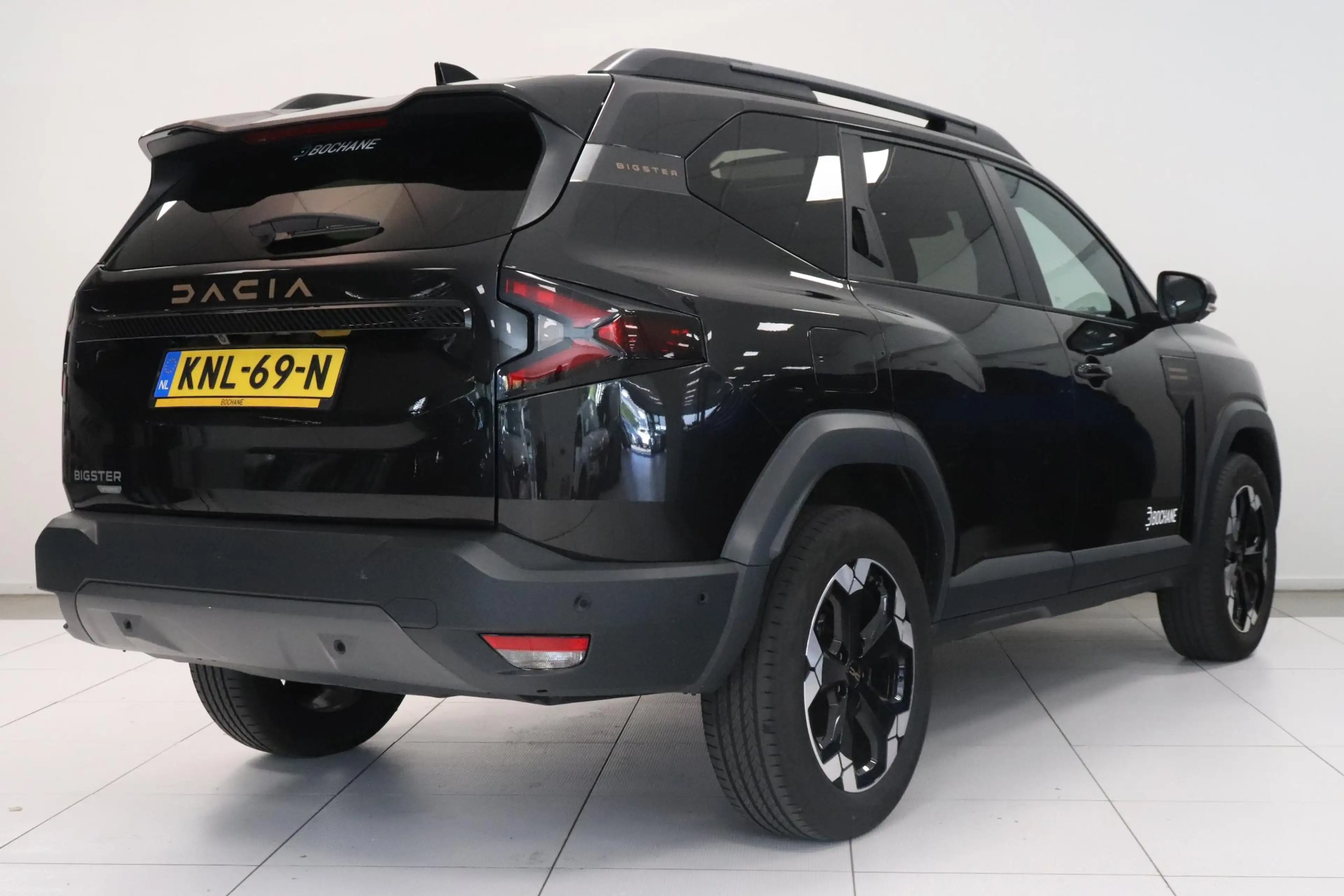 Dacia Bigster 1.8 Hybrid 155 Extreme | Demo | PACK WINTER / PACK — photo 2