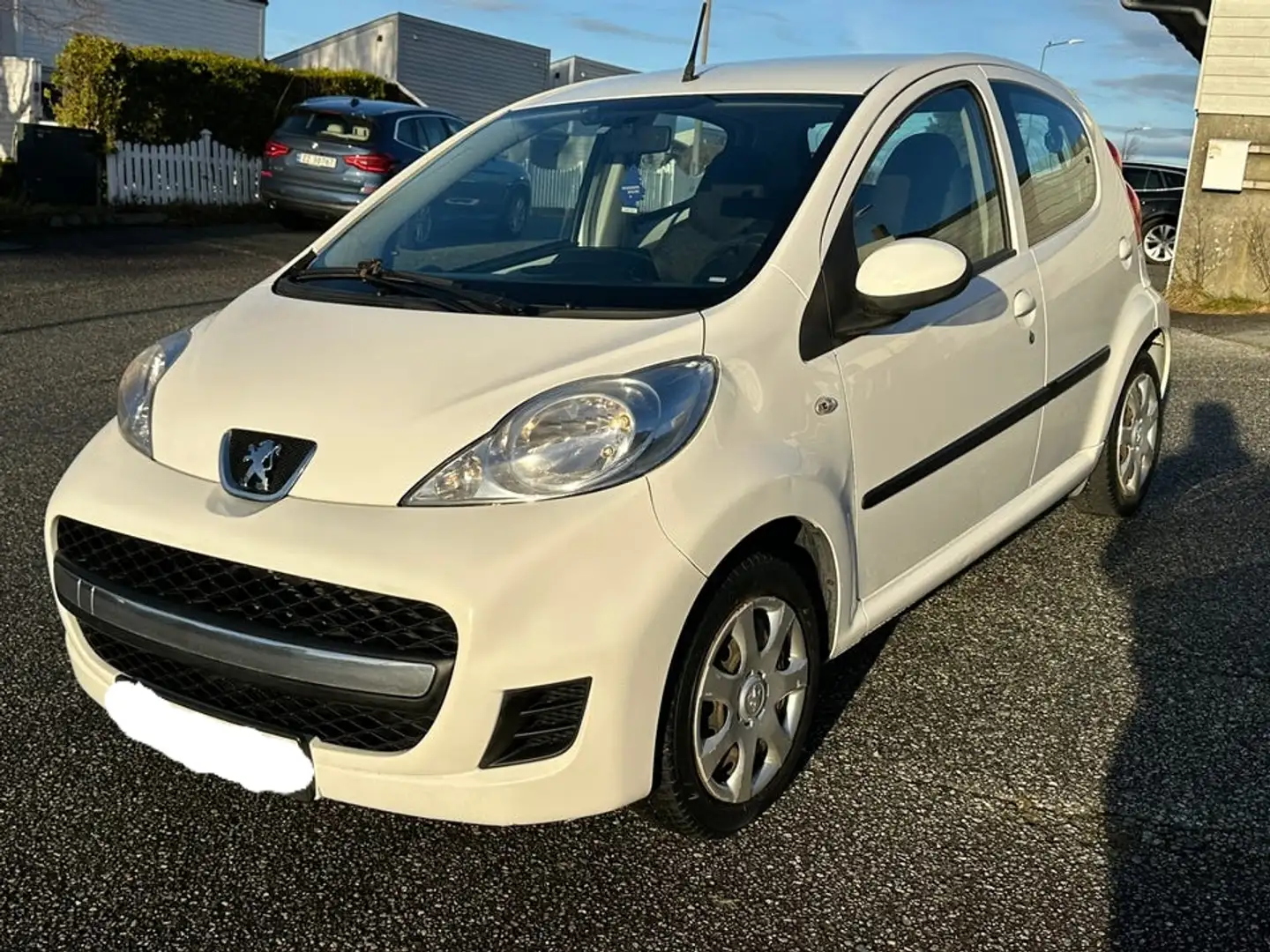 Peugeot 107 107 1.0e 12V 68ch BLUE LION Access Blanc - 1