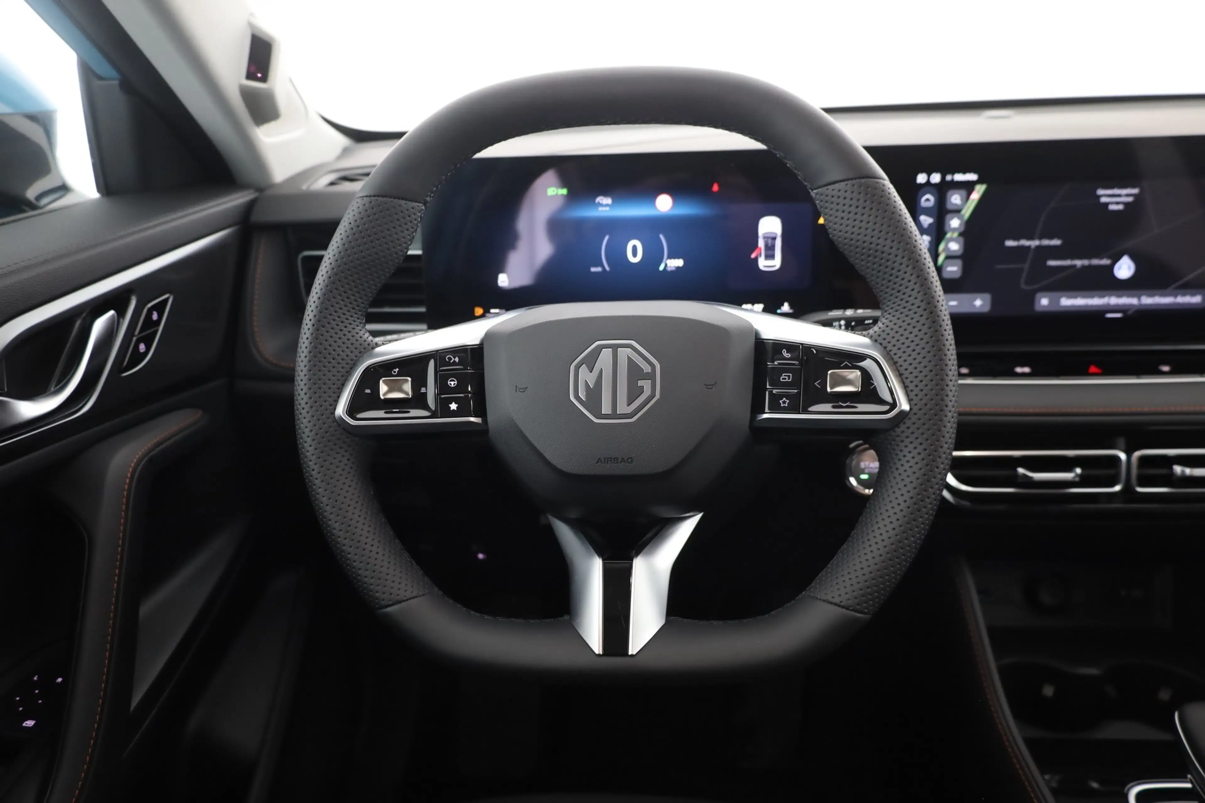MG HS 1.5 T GDI 125 kW Luxury LED Navi 360° ACC — photo 14