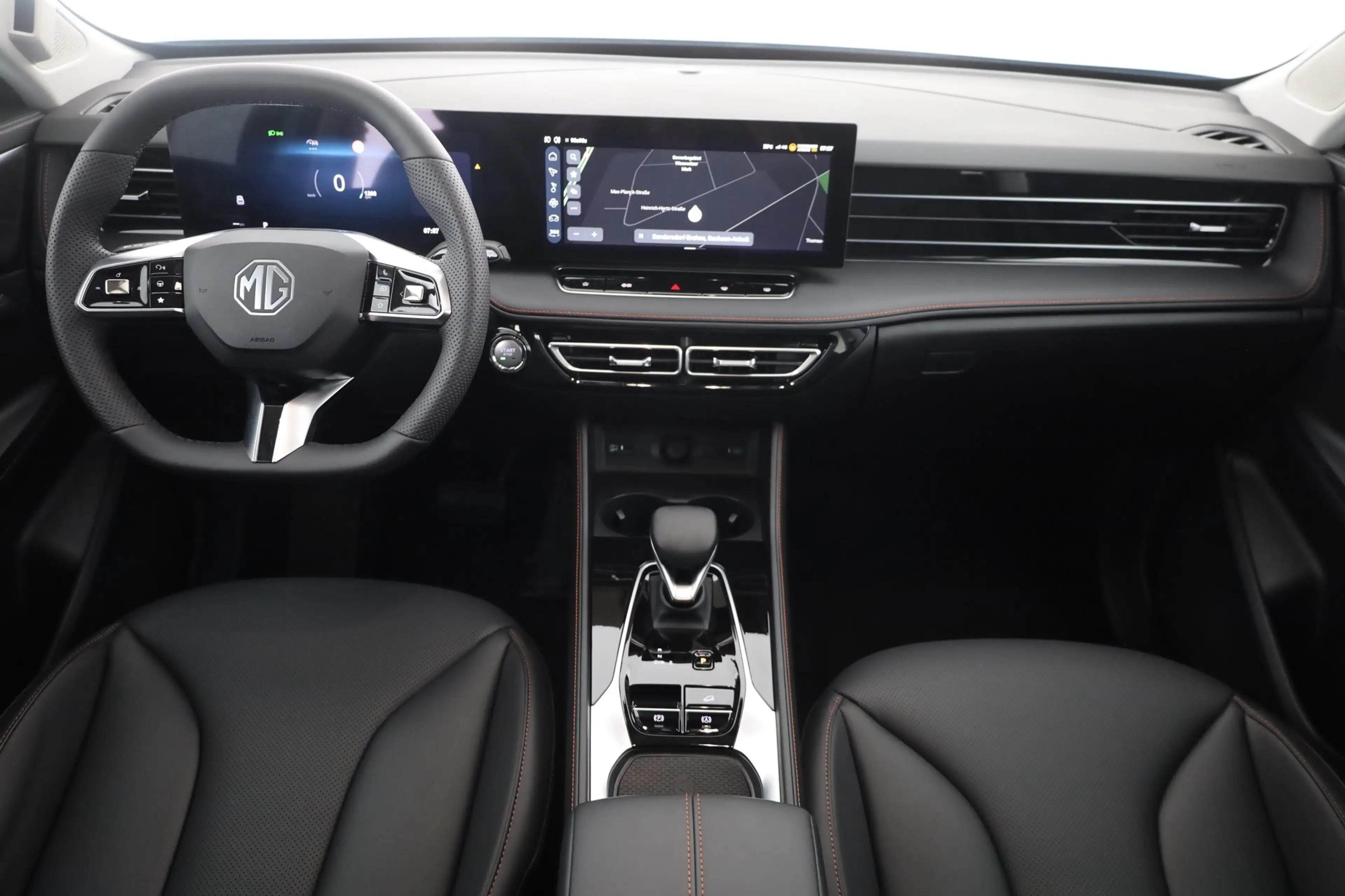 MG HS 1.5 T GDI 125 kW Luxury LED Navi 360° ACC — photo 9