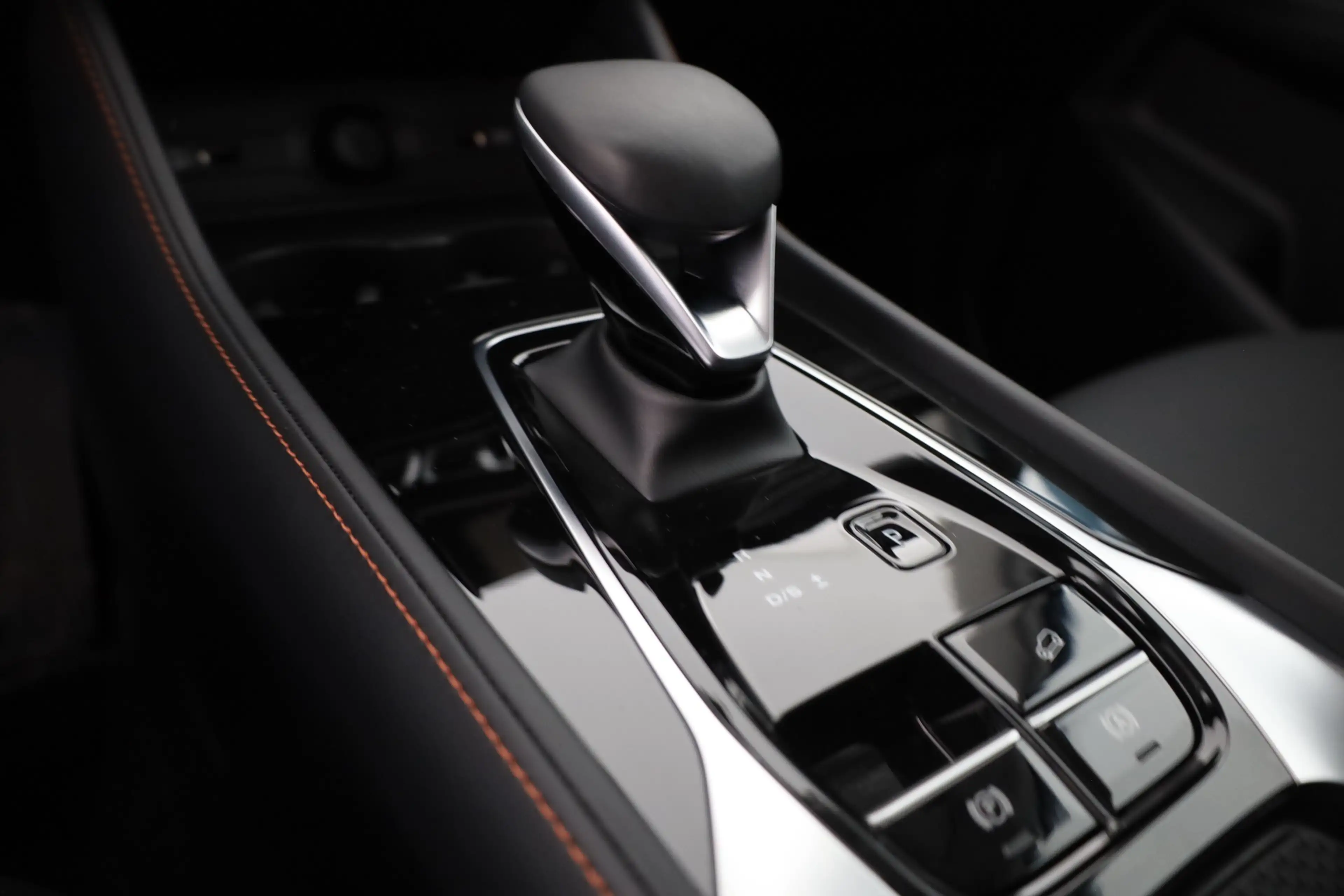 MG HS 1.5 T GDI 125 kW Luxury LED Navi 360° ACC — photo 13