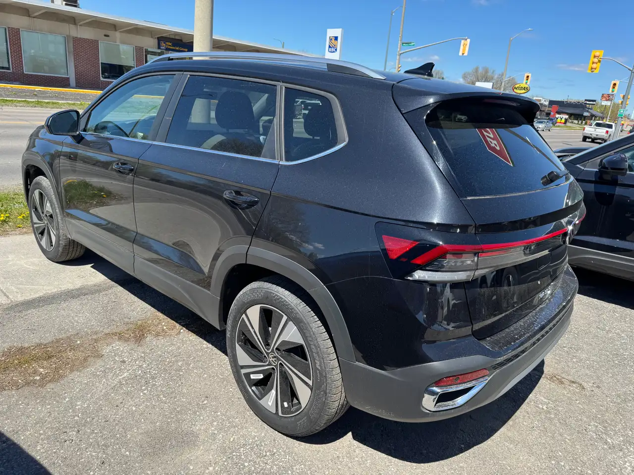 Volkswagen Taos снимка Volkswagen Taos