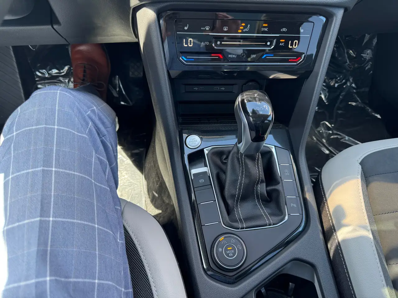 Volkswagen Taos снимка Volkswagen Taos