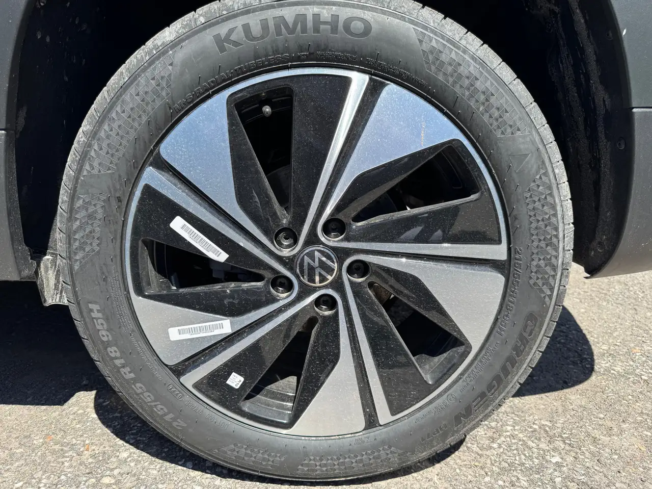 Volkswagen Taos снимка Volkswagen Taos