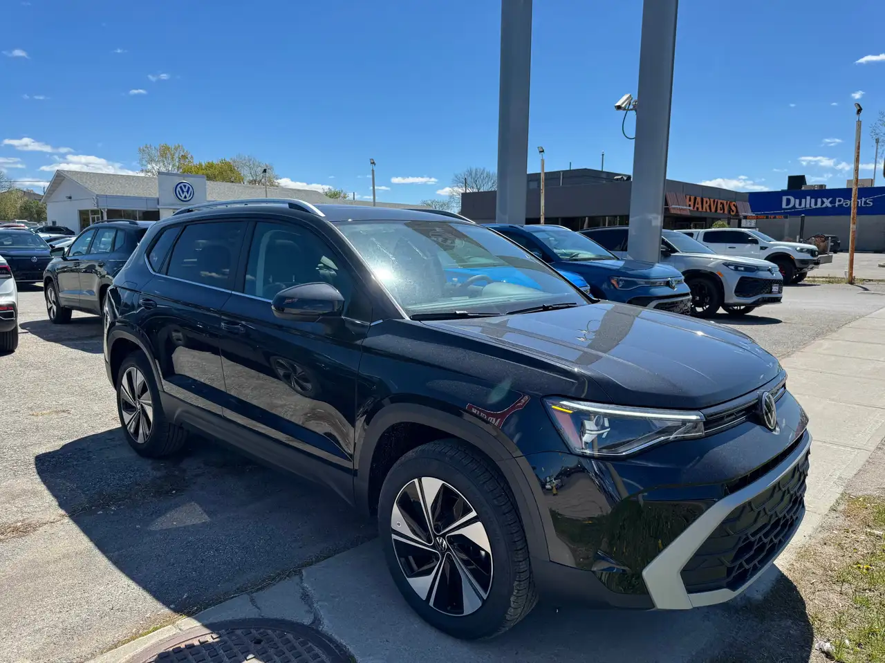 Volkswagen Taos снимка Volkswagen Taos