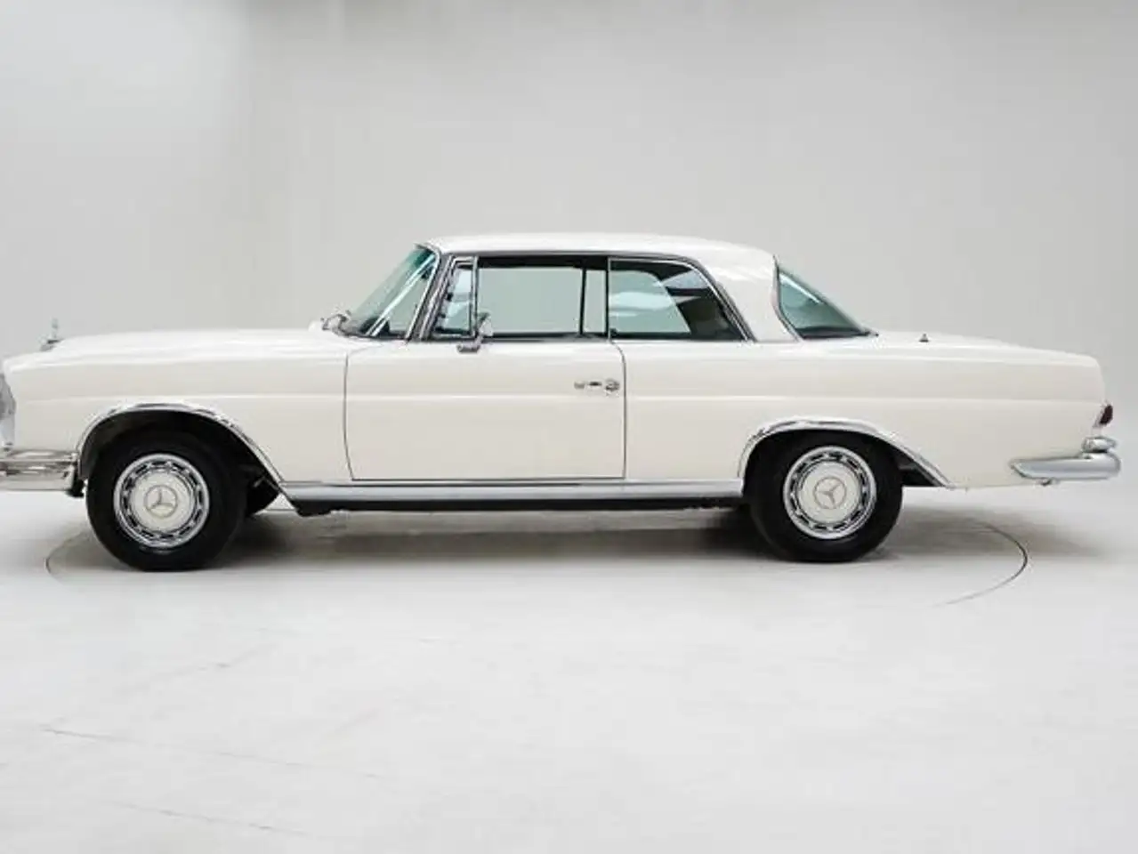 Mercedes-Benz 280 SE '68 CH00164, foto 8